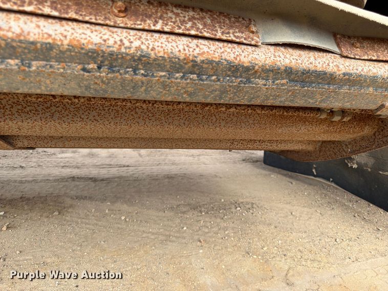 image for item FK0152 1983 Load king 1827-3AXLE bottom dump trailer