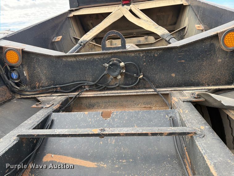 image for item FK0152 1983 Load king 1827-3AXLE bottom dump trailer