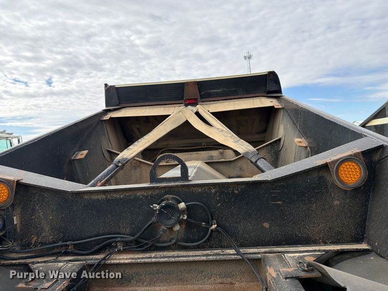 image for item FK0152 1983 Load king 1827-3AXLE bottom dump trailer