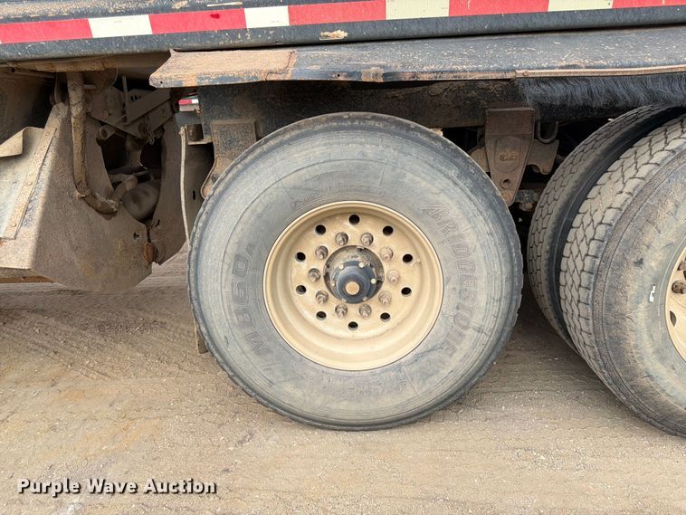 image for item FK0152 1983 Load king 1827-3AXLE bottom dump trailer