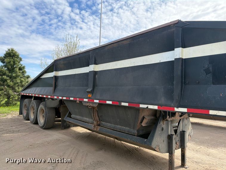 image for item FK0153 1999 R Way bottom dump trailer