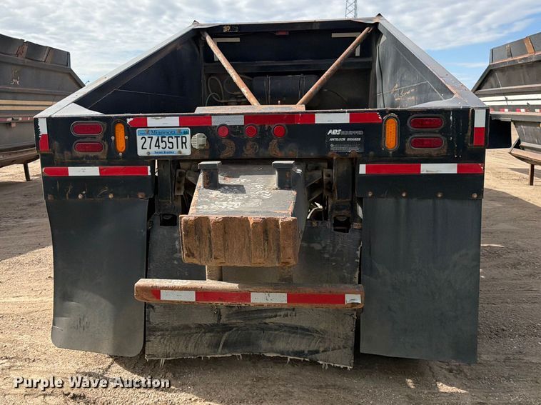 image for item FK0153 1999 R Way bottom dump trailer