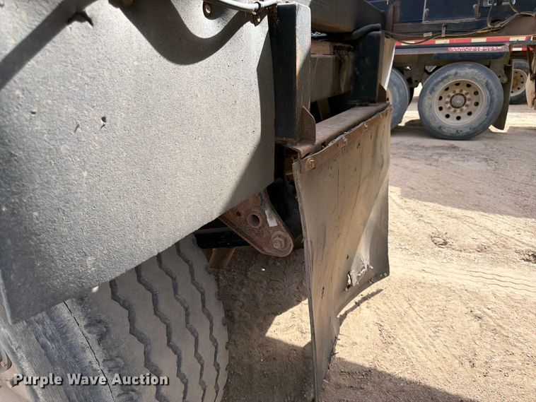 image for item FK0153 1999 R Way bottom dump trailer