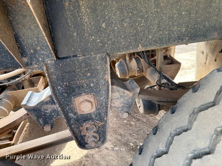 image for item FK0153 1999 R Way bottom dump trailer