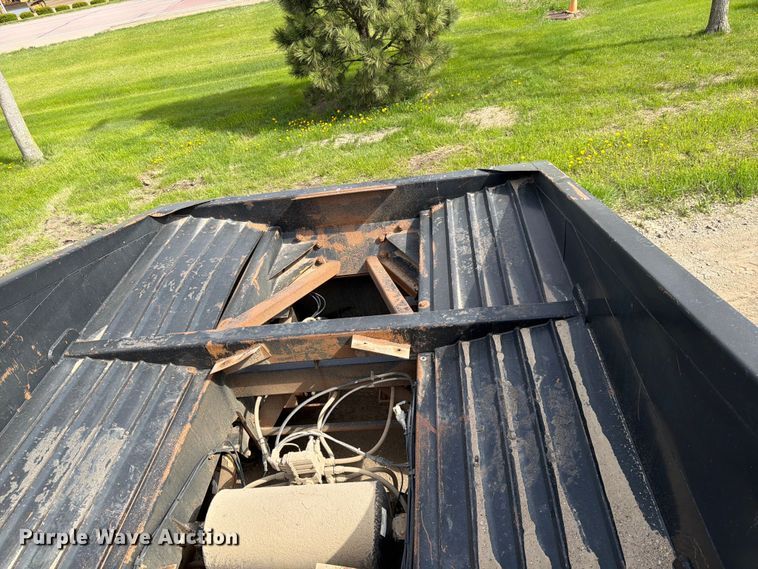 image for item FK0153 1999 R Way bottom dump trailer