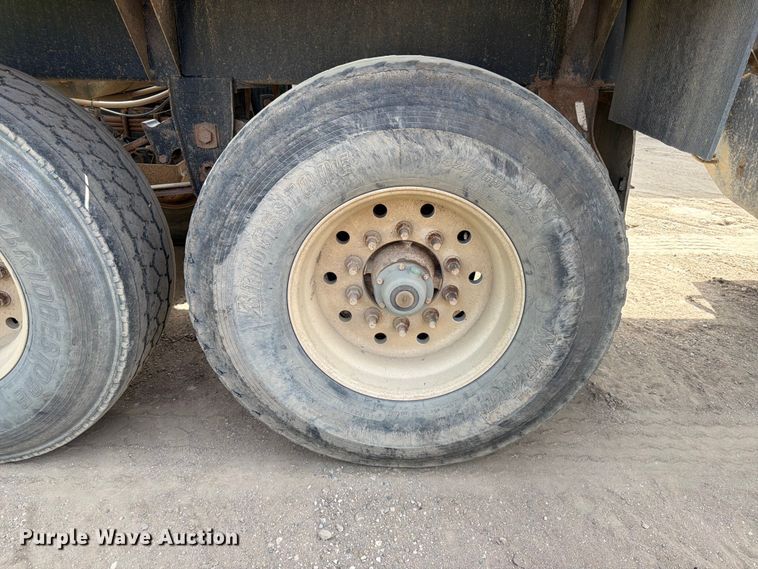 image for item FK0153 1999 R Way bottom dump trailer