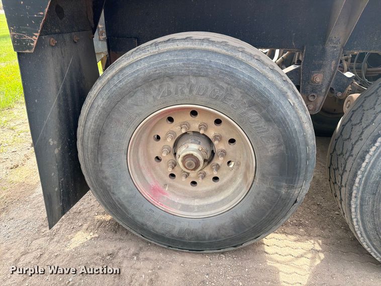 image for item FK0153 1999 R Way bottom dump trailer