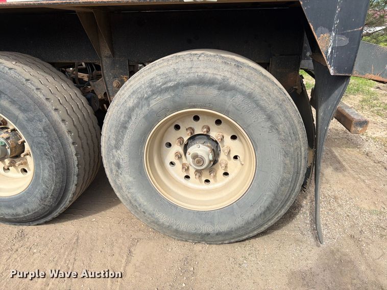 image for item FK0153 1999 R Way bottom dump trailer