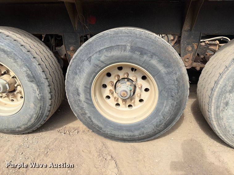 image for item FK0153 1999 R Way bottom dump trailer