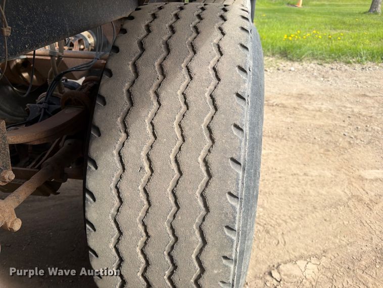 image for item FK0153 1999 R Way bottom dump trailer