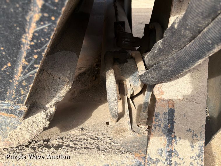 image for item FK0154 1983 Load king 1827- 3 AXLE bottom dump trailer