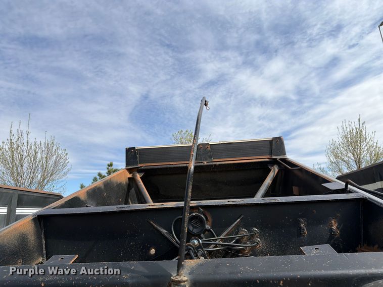 image for item FK0154 1983 Load king 1827- 3 AXLE bottom dump trailer