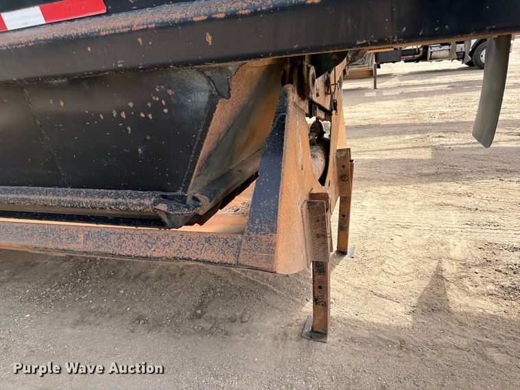 image for item FK0154 1983 Load king 1827- 3 AXLE bottom dump trailer