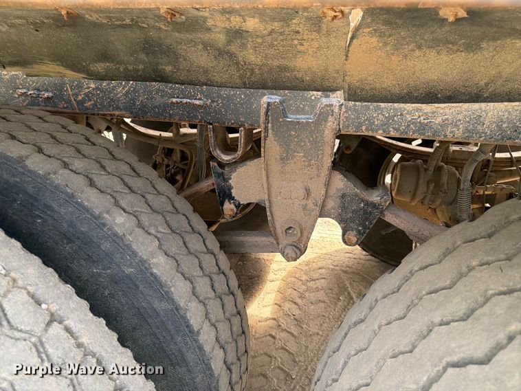 image for item FK0154 1983 Load king 1827- 3 AXLE bottom dump trailer