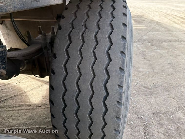 image for item FK0154 1983 Load king 1827- 3 AXLE bottom dump trailer
