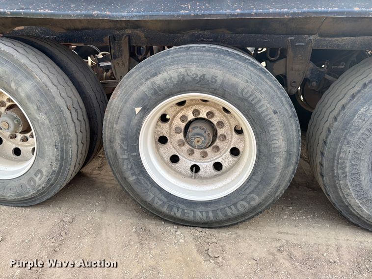 image for item FK0154 1983 Load king 1827- 3 AXLE bottom dump trailer