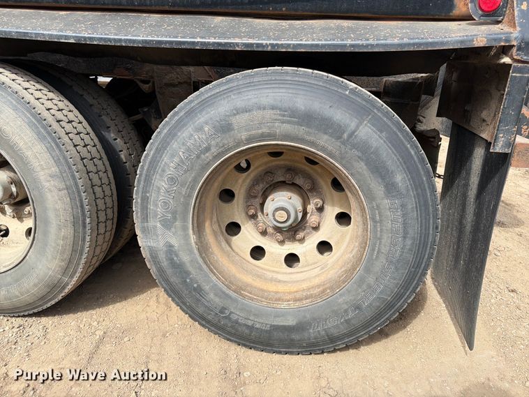 image for item FK0154 1983 Load king 1827- 3 AXLE bottom dump trailer