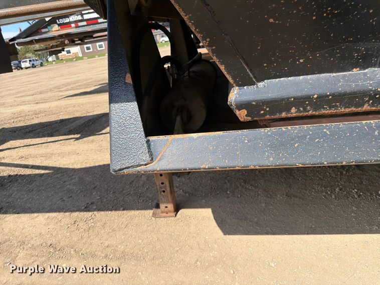 image for item FK0155 1999 R Way bottom dump trailer