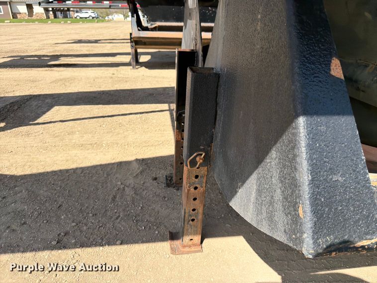 image for item FK0155 1999 R Way bottom dump trailer