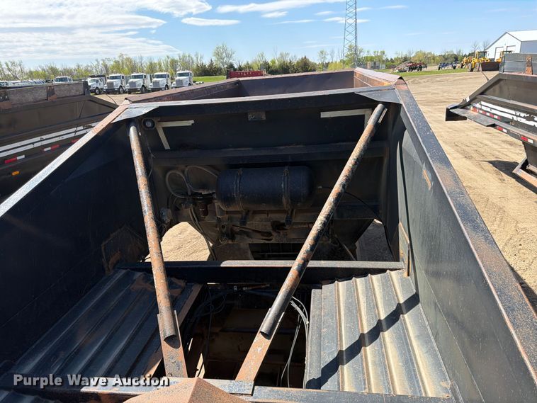 image for item FK0155 1999 R Way bottom dump trailer