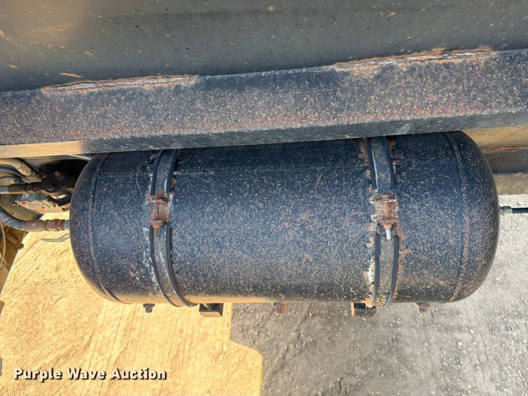 image for item FK0155 1999 R Way bottom dump trailer
