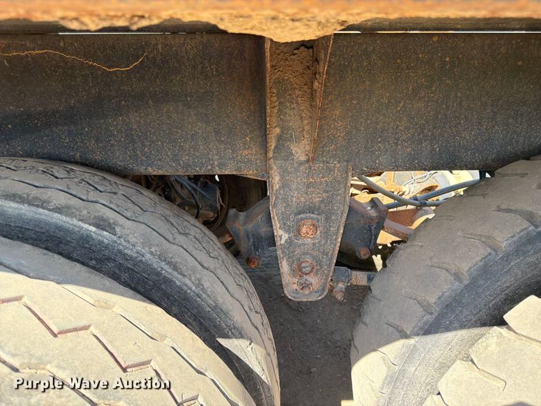 image for item FK0155 1999 R Way bottom dump trailer