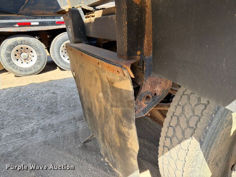image for item FK0155 1999 R Way bottom dump trailer