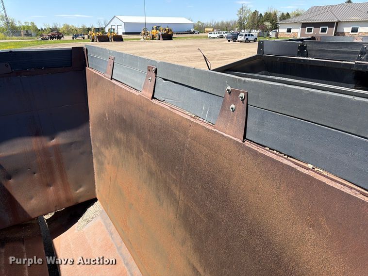 image for item FK0155 1999 R Way bottom dump trailer