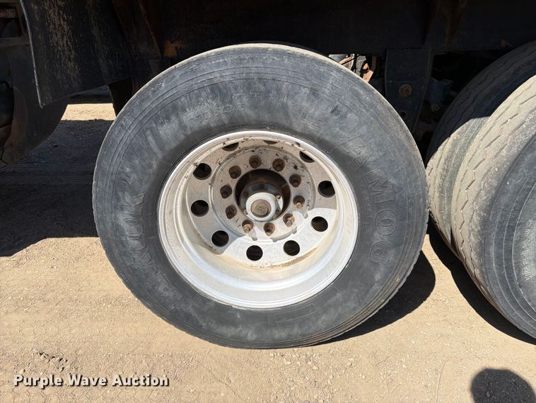 image for item FK0155 1999 R Way bottom dump trailer