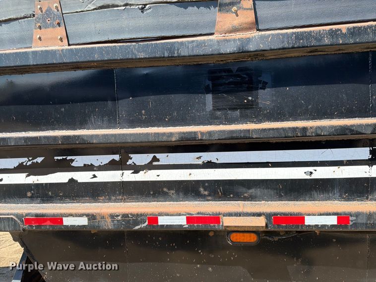 image for item FK0156 1983 Load king 1827-3 AXLE bottom dump trailer