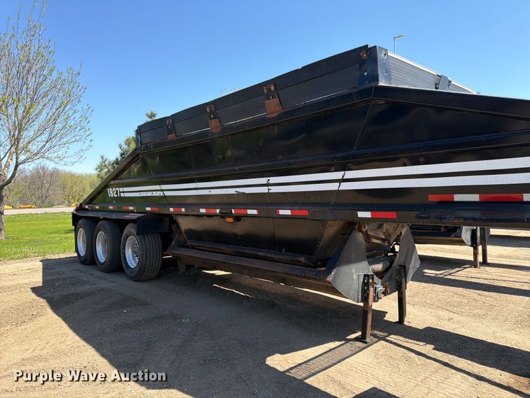 image for item FK0156 1983 Load king 1827-3 AXLE bottom dump trailer