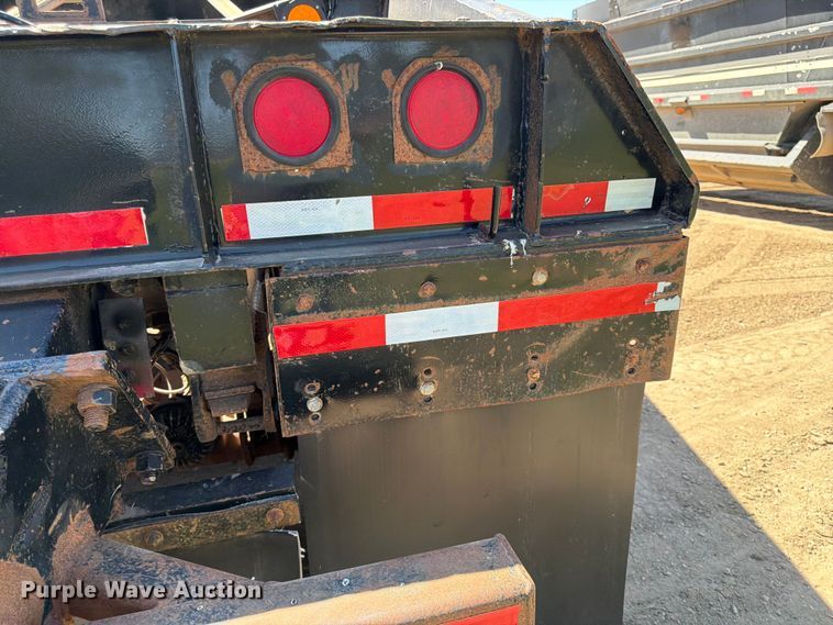 image for item FK0156 1983 Load king 1827-3 AXLE bottom dump trailer