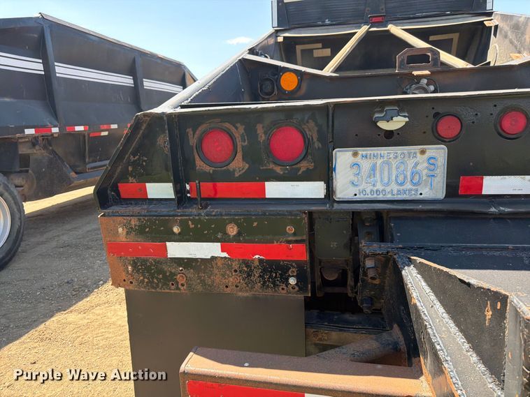 image for item FK0156 1983 Load king 1827-3 AXLE bottom dump trailer