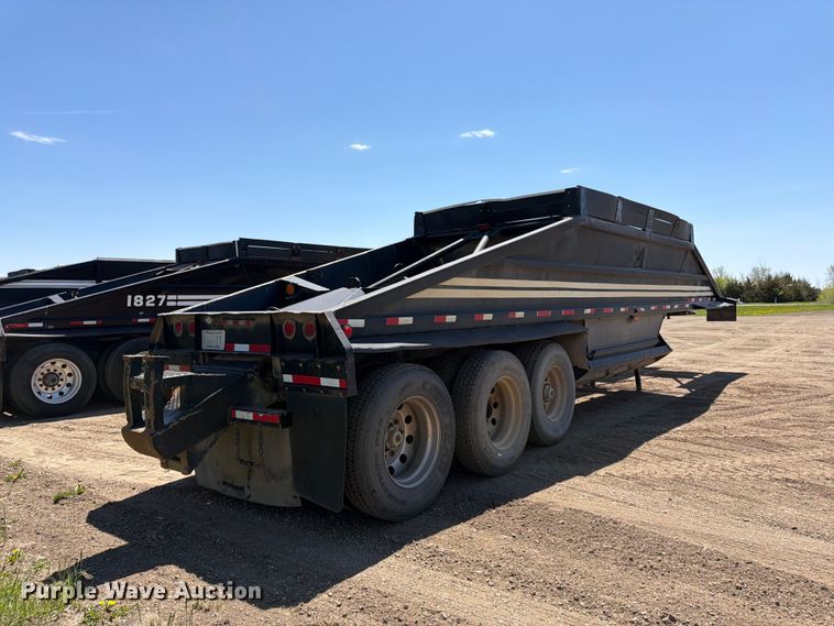 image for item FK0157 1983 Load king bottom dump trailer