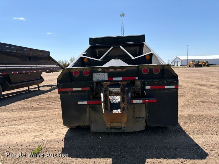 image for item FK0157 1983 Load king bottom dump trailer