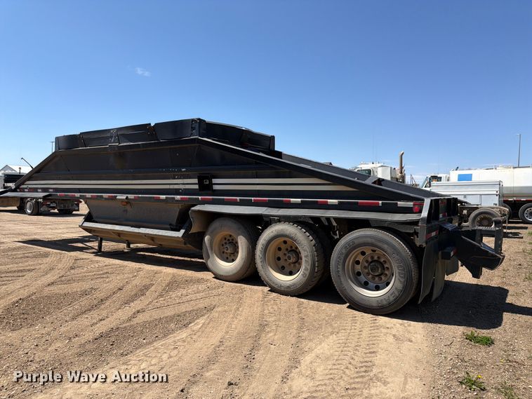 image for item FK0157 1983 Load king bottom dump trailer