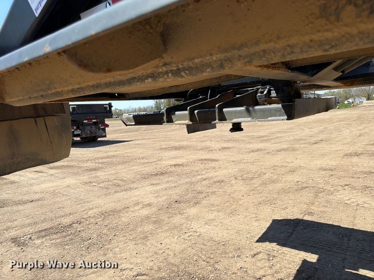 image for item FK0157 1983 Load king bottom dump trailer