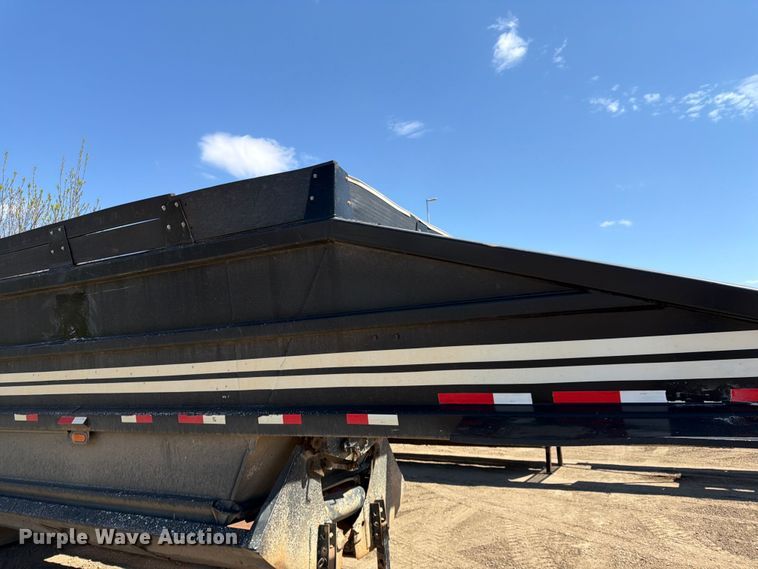 image for item FK0157 1983 Load king bottom dump trailer