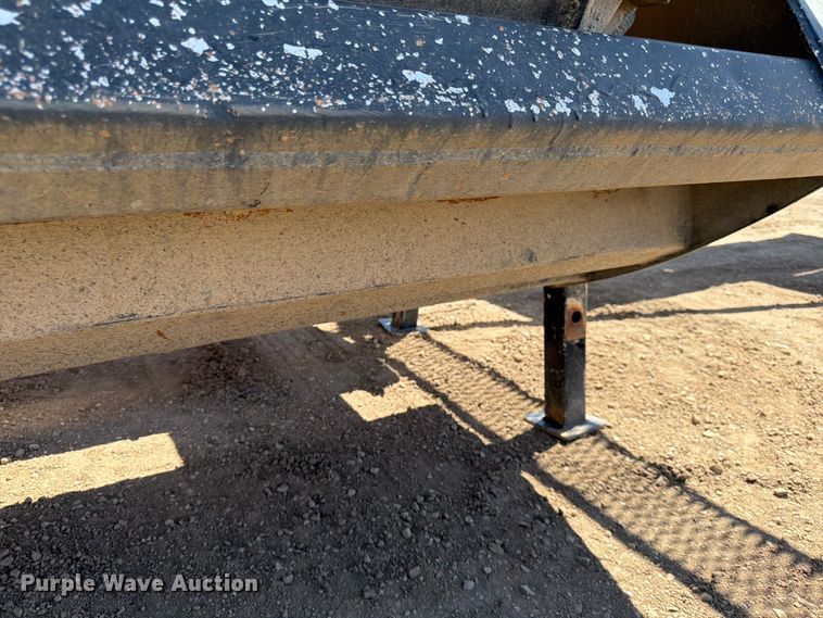 image for item FK0157 1983 Load king bottom dump trailer