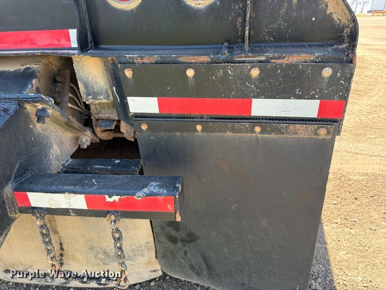 image for item FK0157 1983 Load king bottom dump trailer