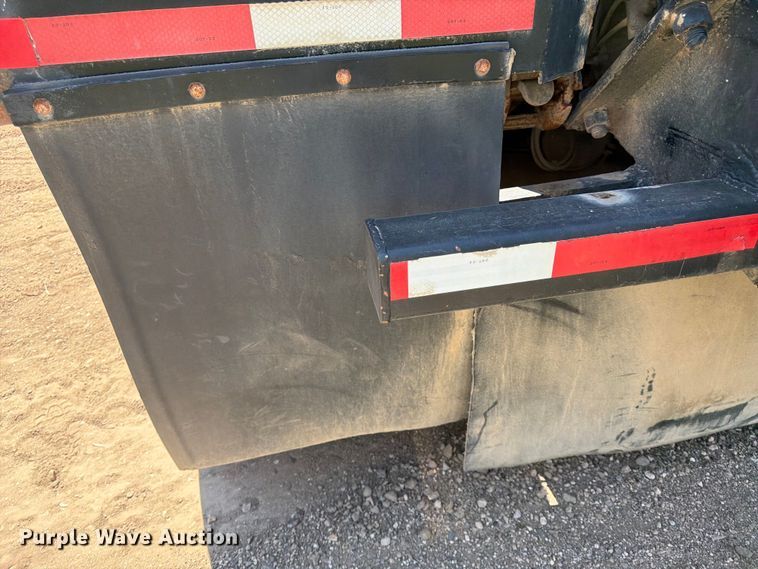 image for item FK0157 1983 Load king bottom dump trailer