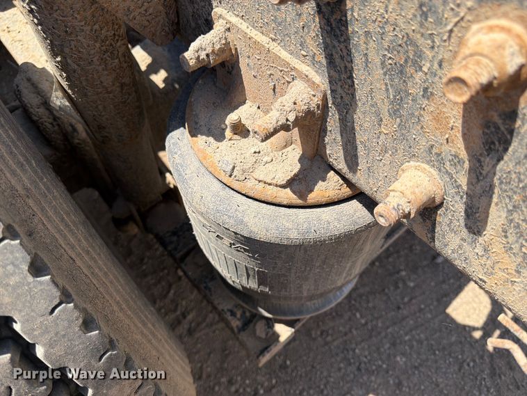 image for item FK0159 2008 Freightliner FLD120 semi truck