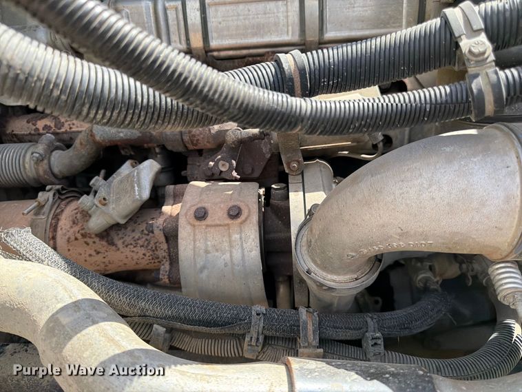 image for item FK0159 2008 Freightliner FLD120 semi truck