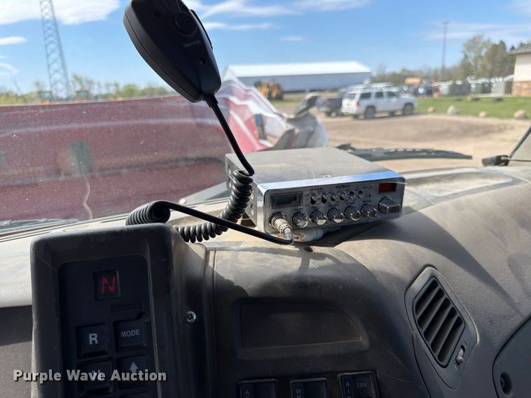 image for item FK0164 2003 Sterling A9500 semi truck