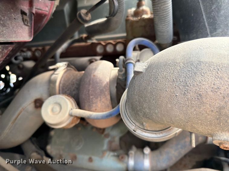 image for item FK0164 2003 Sterling A9500 semi truck