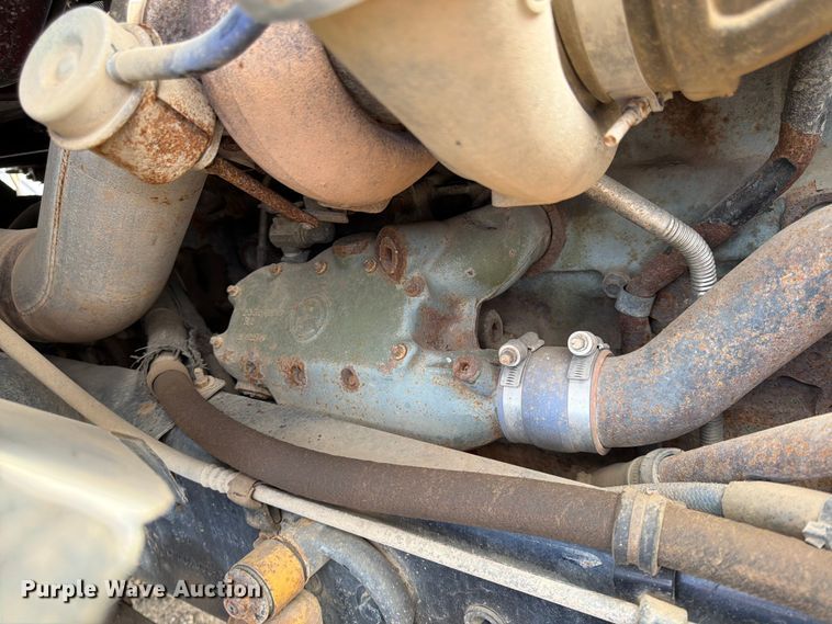 image for item FK0164 2003 Sterling A9500 semi truck