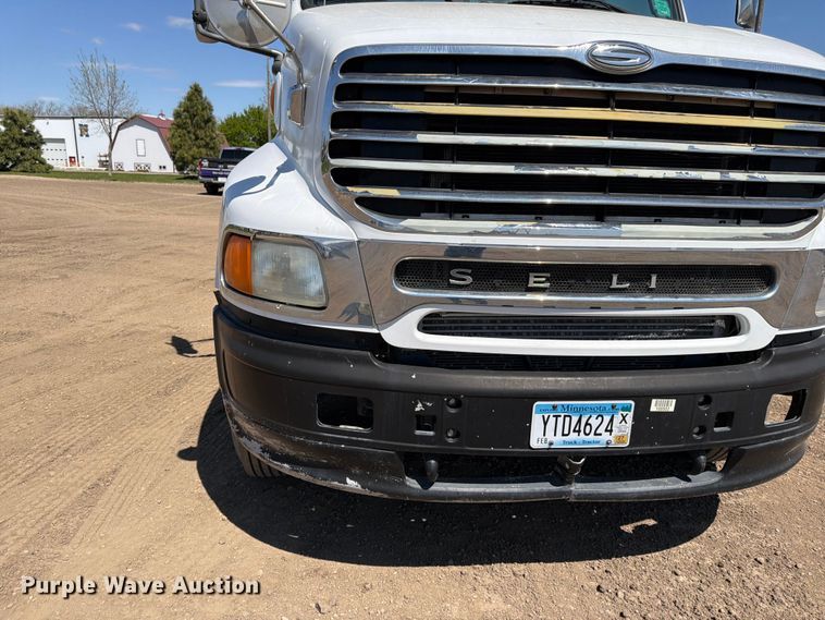 image for item FK0165 2007 Sterling A9500 Series semi truck