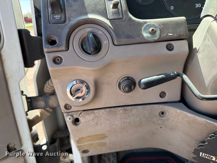 image for item FK0165 2007 Sterling A9500 Series semi truck