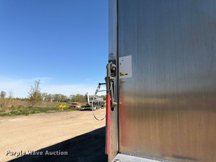 image for item FK0167 2005 Great Dane Trailers GPLWSAR-248-103 side curtain trailer