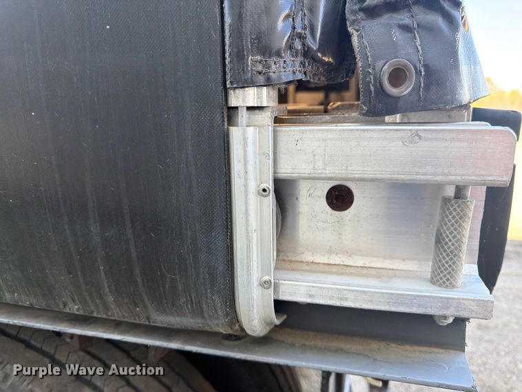 image for item FK0167 2005 Great Dane Trailers GPLWSAR-248-103 side curtain trailer